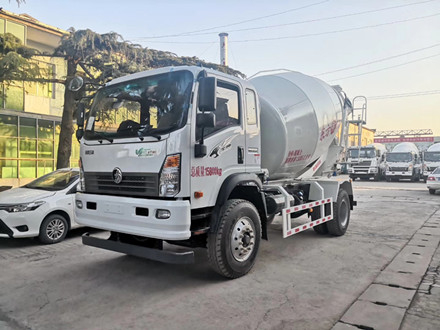 重汽8立方混凝土攪拌車